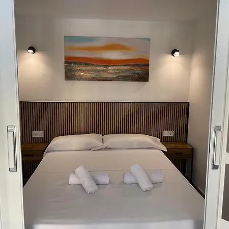 Bermudas - Turis Бенидорм