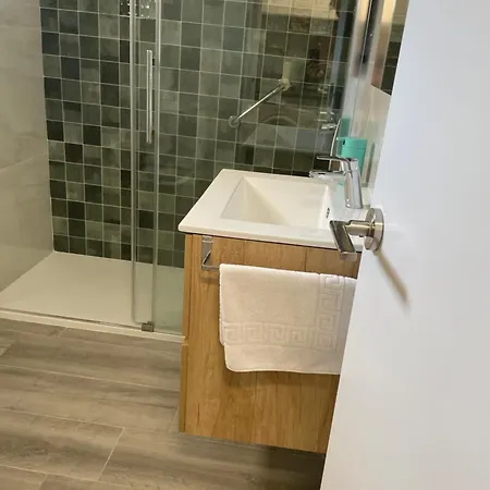 Bermudas - Turis Бенидорм